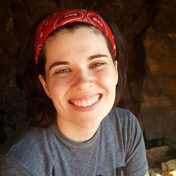 Meet your Posher, Jennifer - Picture 1 of 1